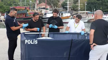 Antalya'da Denizde Ceset Bulundu