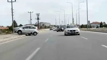 Düğün Konvoyunda Kaza: 2 Yaralı