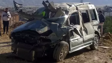 Yüksekova'da Kaza: 4 Yaralı