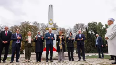 TBMM Başkanı Numan Kurtulmuş, Galiçya Türk Şehitliği'ni Ziyaret Etti