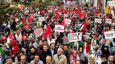 Ümraniye'de Gazze Yürüyüşü Düzenlendi