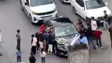 Esenyurt'ta Çocuklardan İlginç Düğün Gösterisi