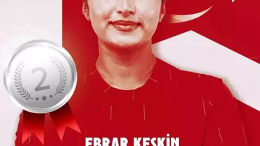 Ebrar Keskin ve Hamide Doğangün'den Madalya