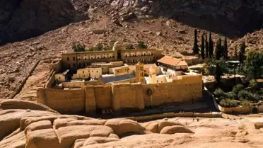 Sina Dağı'nda Turizm Tartışmaları