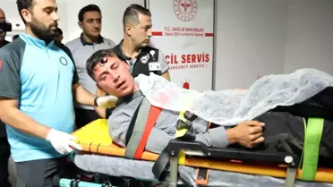 Aksaray'da Gençler Bıçakla Yaralandı