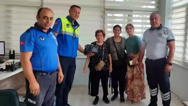 Manisa'da Bulunan Çanta Sahibine Ulaştırıldı