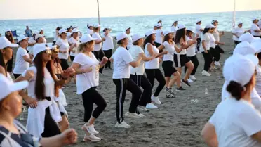 Hatay'da Sahilde Spor Etkinliği Düzenlendi