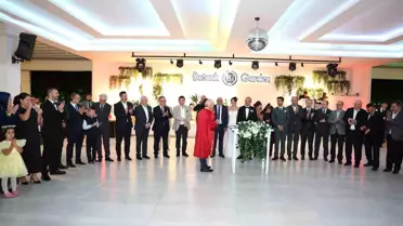 Bursa'da Renkli Bir Düğün Töreni: Arif ve Songül Dünya Evine Girdi