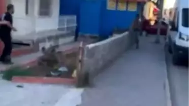 Adana'da Bıçaklı Kavga: Kaçış Anı Kamera Kaydında