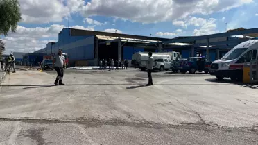 İzmir'de Fabrika Yangını Kontrol Altına Alındı