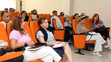 Kocaeli'de Gazetecilere Etkili Sosyal Medya Eğitimi