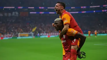 Galatasaray, Liverpool'u 1-0 Önde Bitirdi