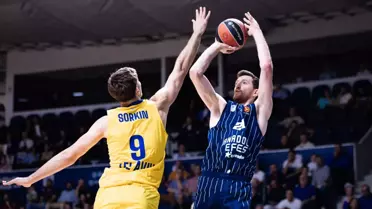 Anadolu Efes EuroLeague'e galibiyetle başladı