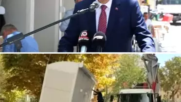 Kütahya'daki Ayakkabı Boyacıları Kürsülerinin Kaldırılmasına Tepki