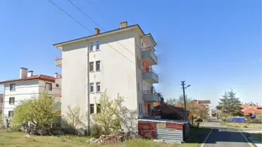 Çubuk'ta Metruk Bina Çöktü