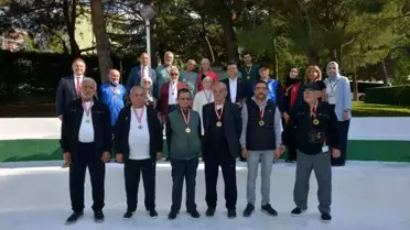 Bursa'da Dünya Yaşlılar Günü'nde Huzurevi Pickleball Sahası Açıldı