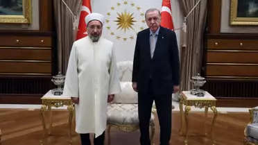 Cumhurbaşkanı Erdoğan, Diyanet İşleri Başkanı Safi Arpaguş'u Kabul Etti