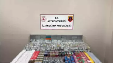 Kemer'de Kaçak Tütün ve Elektronik Eşya Ele Geçirildi