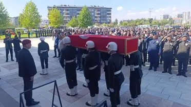 KKTC'de Trafik Kazası: Teğmen Bayram Afyonkarahisar'da Uğurlandı