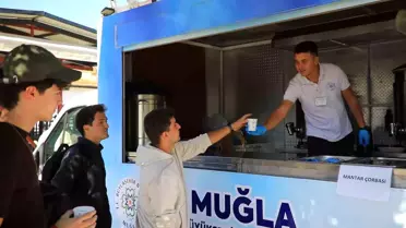 Muğla Büyükşehir Belediyesi'nden Öğrencilere Çorba İkramı