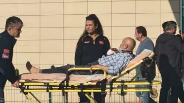 Tahta Keserken Yaralanan Yaşlı Adam Hastaneye Kaldırıldı