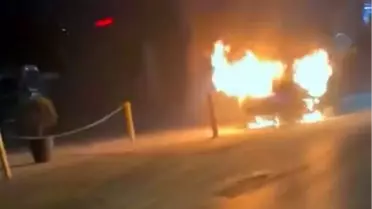 Avcılar'da Otomobil Yangını