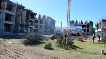 Çıldır'da TOKİ Konutları İnşaat Çalışmaları Devam Ediyor