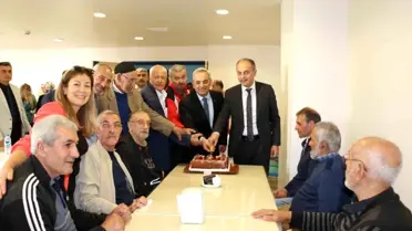 Dünya Yaşlılar Günü'nde Huzurevi Ziyareti