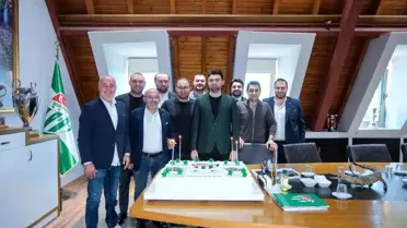 Bursaspor'dan Başkan Çelik'e Doğum Günü Kutlaması