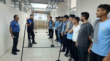 Adana'da Gençler Astsubaylık Hedefine Ulaştı