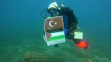 Dalgıçtan Gazze'ye Sessiz Tepki