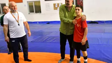 Yunusemre Belediyespor'un Güreşçisi Hakim Beytullah Kalay, U15 Milli Takımına Davet Edildi