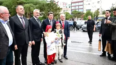 Bakan Tunç Kırklareli'nde Ziyaretler Gerçekleştirdi
