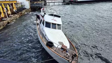 Bodrum'da Tekne Kıyıya Vurdu