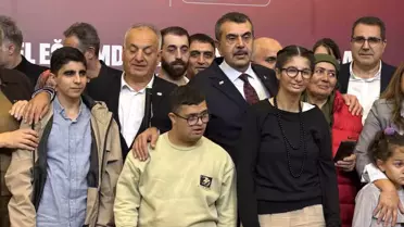 Bakan Tekin: 'Özel rehabilitasyon merkezlerinde eğitim desteği verdiğimiz yaklaşık 600 bin özel eğitim öğrencimiz var'