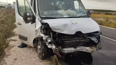Gönen'de Kaza: 2 Ölü, 8 Yaralı