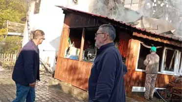Bolu'da Yangın: İki Katlı Ev Yanarak Kullanılamaz Hale Geldi