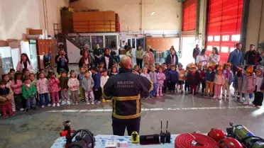 Bilecik'te İtfaiye Haftası Etkinliği: Öğrenciler Yangın Güvenliğini Öğrendi