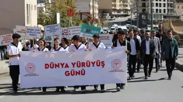 Hakkari'de Sağlıklı Yaşam Yürüyüşü