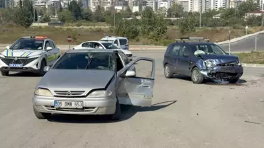 Samsun'da Trafik Kazası: 2 Yaralı