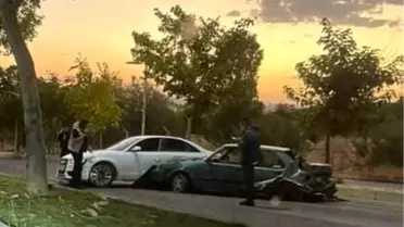 Elazığ'da Trafik Kazası: 2 Yaralı