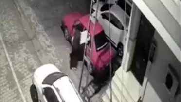 Otomobilden 20 Bin Liralık Ses Sistemi Çalındı