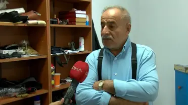 68 Yıldır Ayakkabıcılığı Sürdürüyor