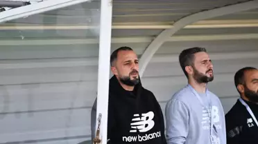 Bursaspor Teknik Direktörü Adem Çağlayan İstifa Etti