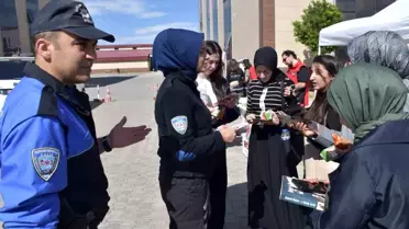 Kars'ta Öğrencilere Güvenlik Bilgilendirmesi