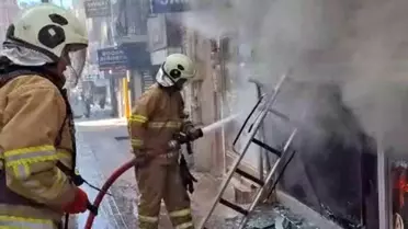 Kırıkkale'de Telefon Dükkanında Yangın: Eşyalar Kullanılamaz Hale Geldi