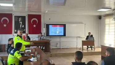 Sarıgöl'de Öğrenci Taşıma Servis Sürücüleri İçin Toplantı Düzenlendi