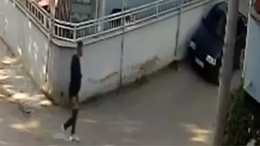 Husumetlisinin aracını kundakladı! O anlar kameralarda