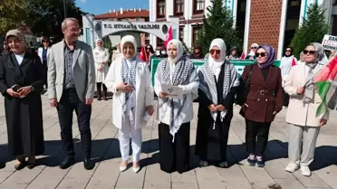 AK Parti Kütahya İl Kadın Kolları Başkanlığı'ndan Gazze için sessiz çığlık zinciri
