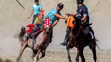 Atlı Cirit Müsabakaları Erzincan'da Tamamlandı